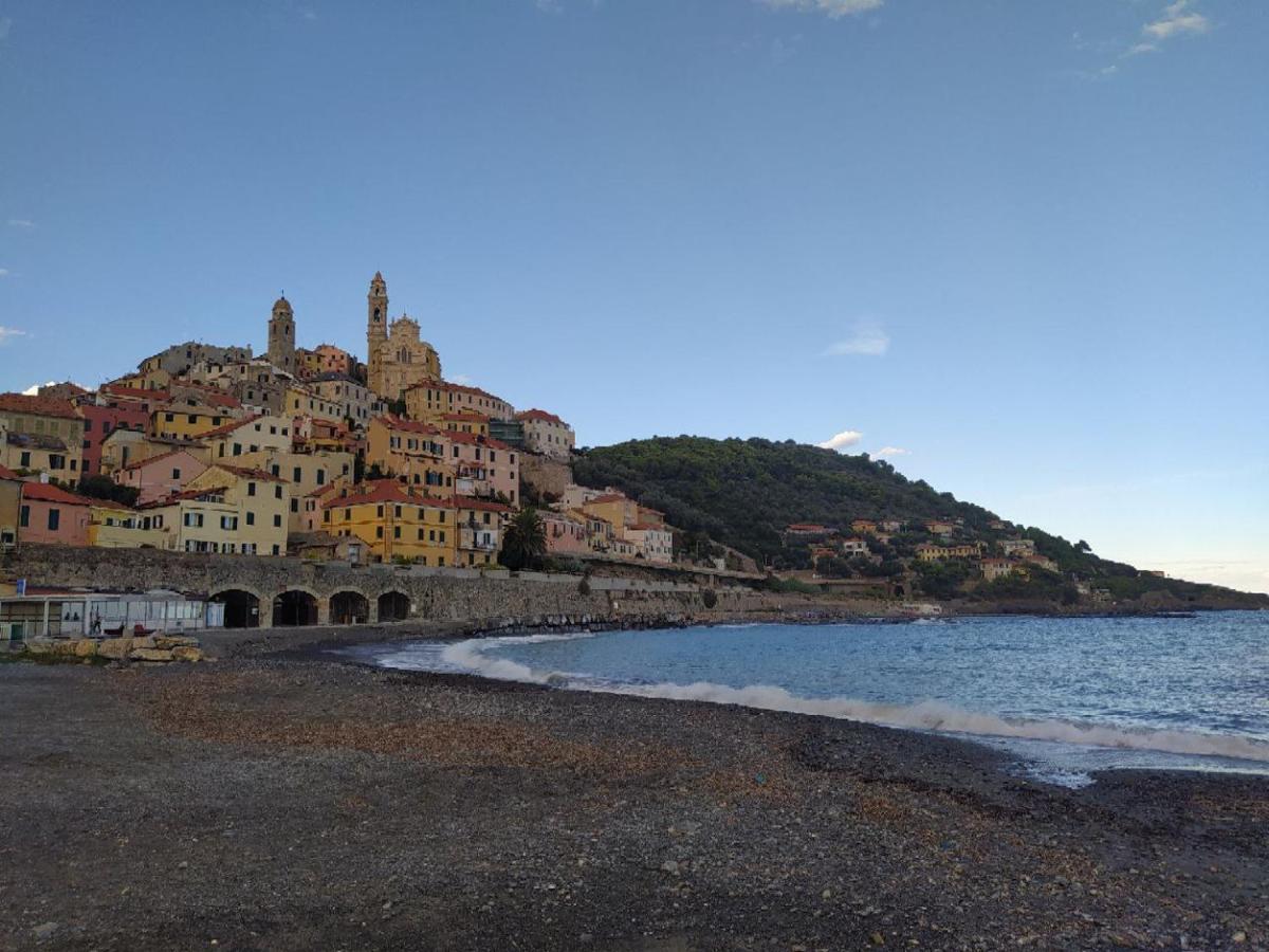 Tra Il Borgo E Il Mare Bed & Breakfast Cervo Exterior photo