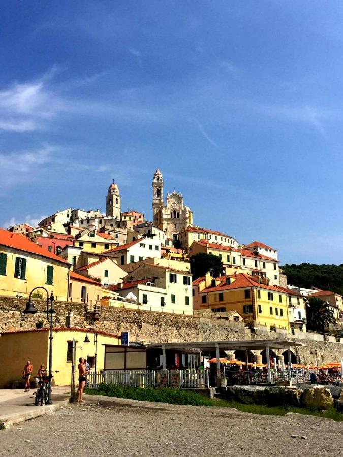 Tra Il Borgo E Il Mare Bed & Breakfast Cervo Exterior photo