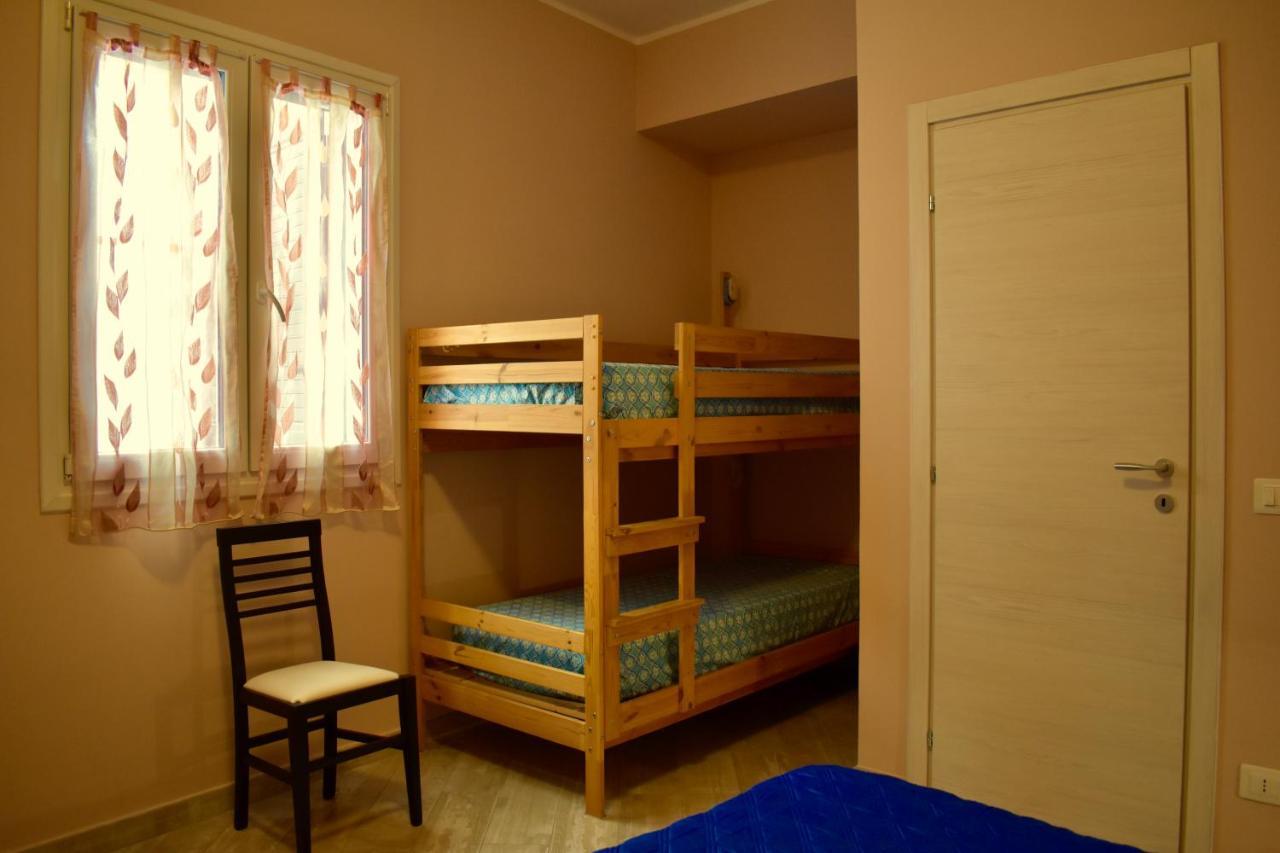 Tra Il Borgo E Il Mare Bed & Breakfast Cervo Exterior photo